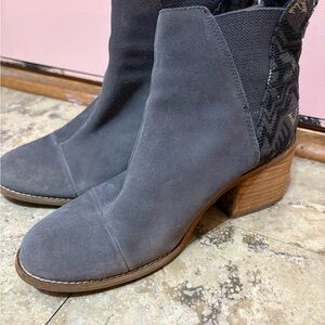 TOMS Women’s Esme Booties in Forged Iron Grey Suede